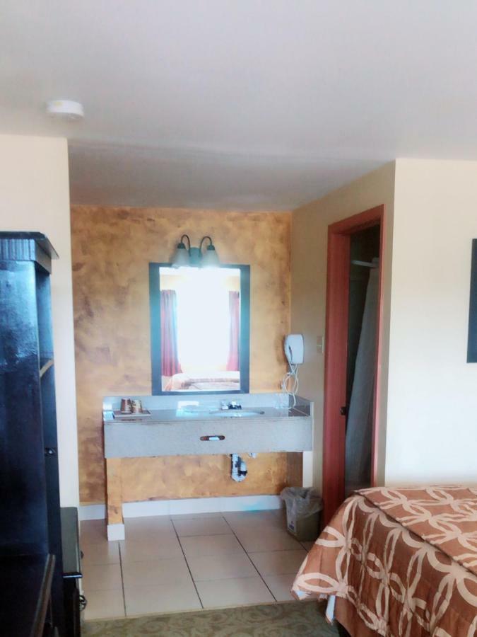 Sunflower Inn Galloway Esterno foto